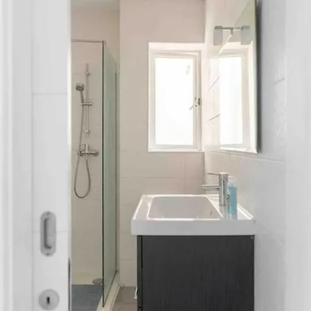 Centeraly Located Cozy In Apartament *